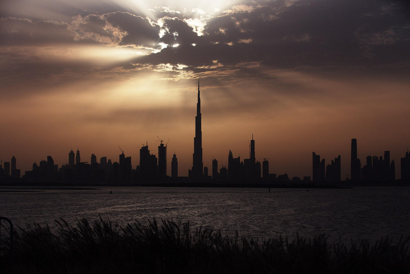 العقارات